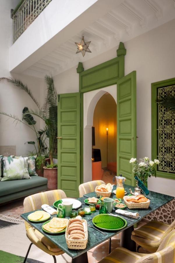 Riad Dar Adal Exclusivite 2 A 6 Personnes Petit Dejeuner Compris Place Jemaa El Fna Marrakesh Extérieur photo