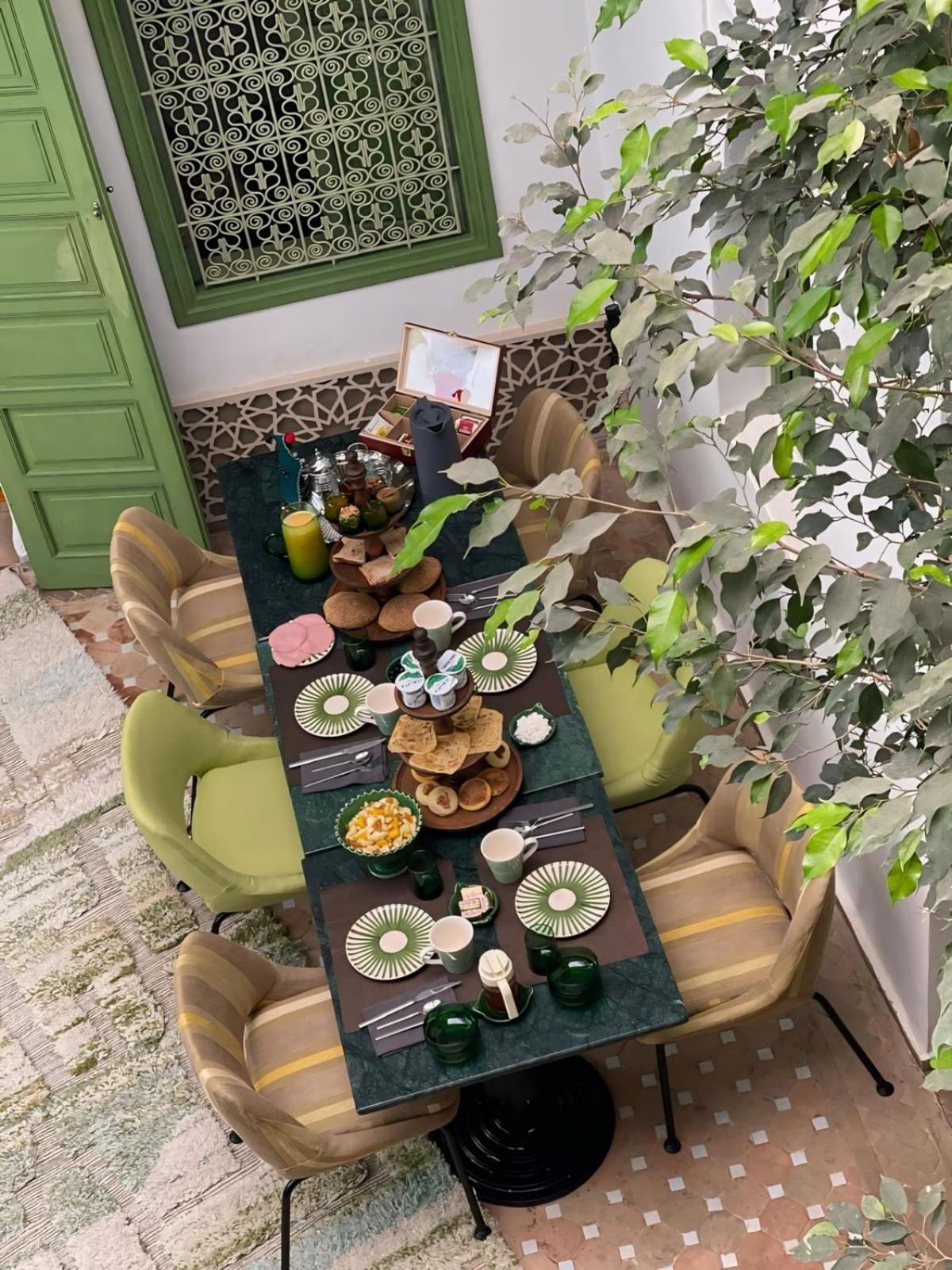 Riad Dar Adal Exclusivite 2 A 6 Personnes Petit Dejeuner Compris Place Jemaa El Fna Marrakesh Extérieur photo